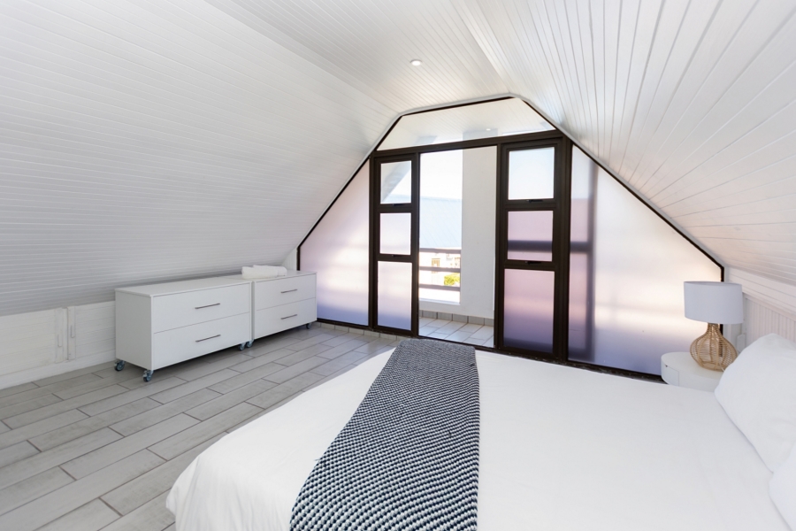 4 Bedroom Property for Sale in Mykonos Western Cape